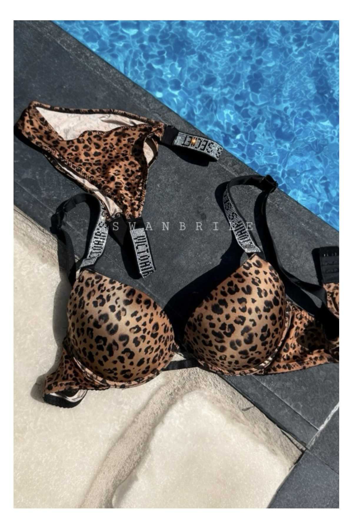 SB282- Premium Leopar...