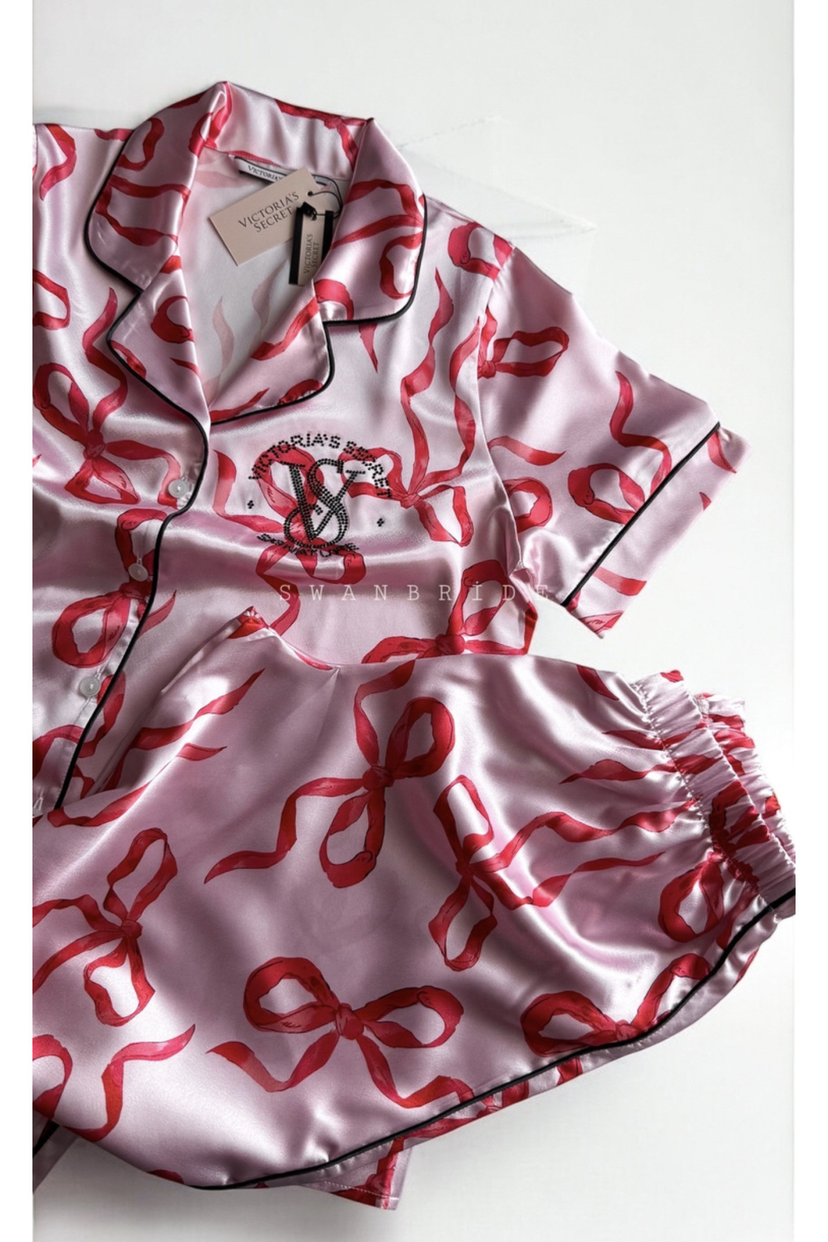 SB28- Fiyonk Siyah Kısa...